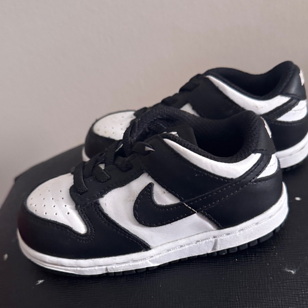 Nike Kids Black and White Sneakers